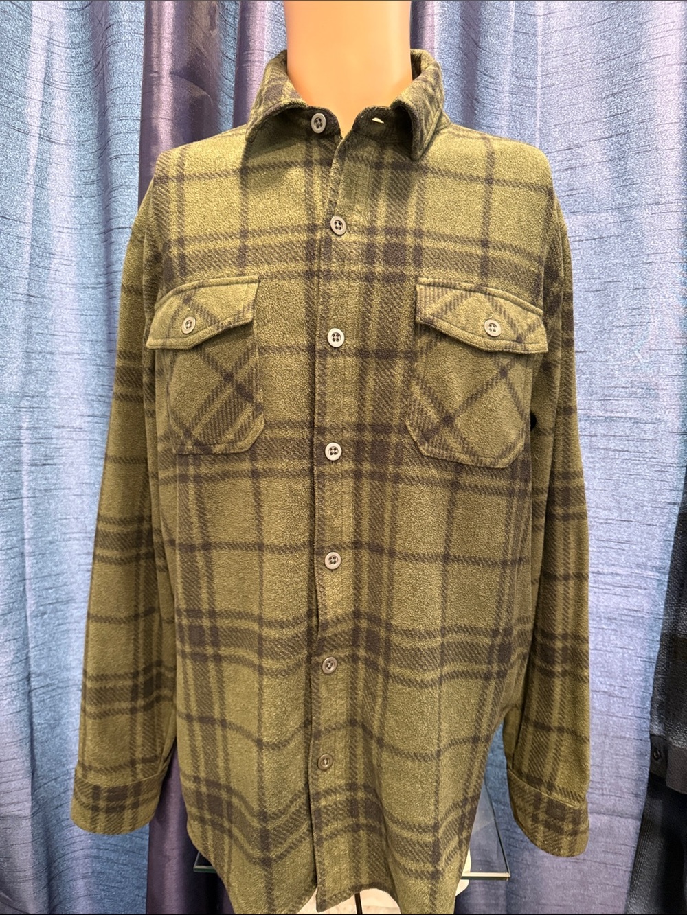 Men's Olive Plaid Lightweight Shirt Jacket
